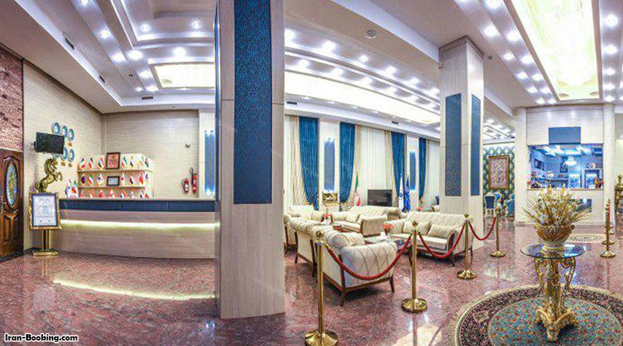 لابی هتل استقلال قم