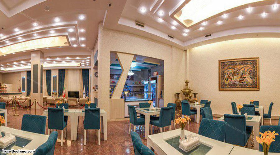 رستوران هتل استقلال قم