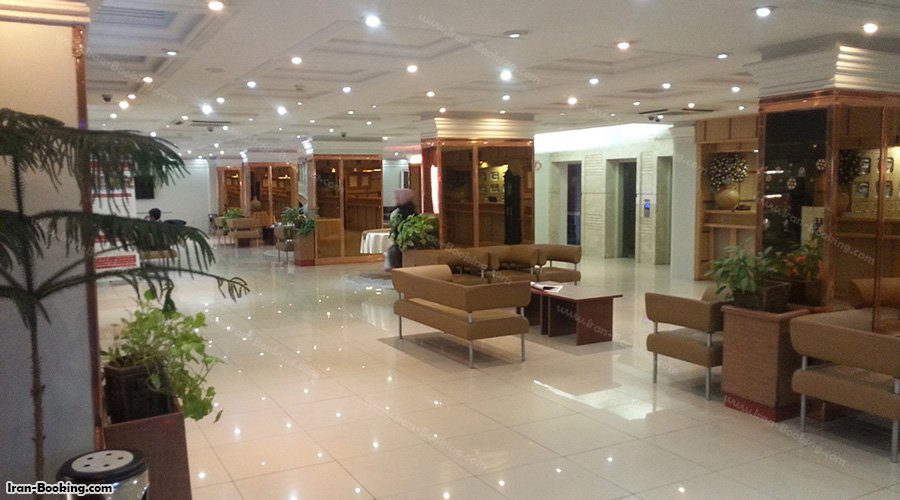 لابی هتل گسترش تبریز