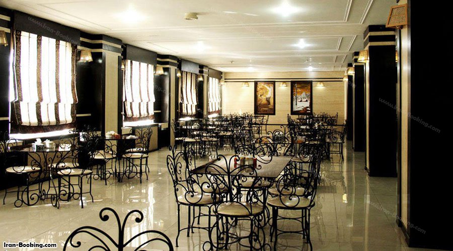 عکس رستوران هتل گواشیر کرمان