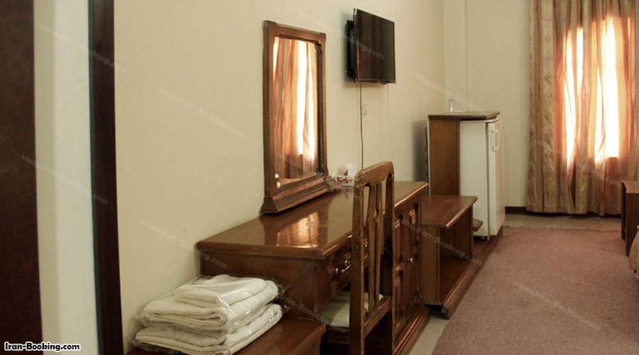 داخل اتاق هتل گواشیر کرمان