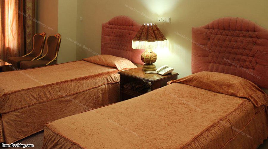 اتاق دوتخته هتل گواشیر کرمان
