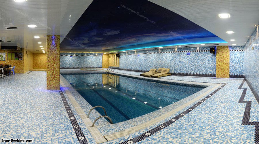 استخر هتل بزرگ مراغه