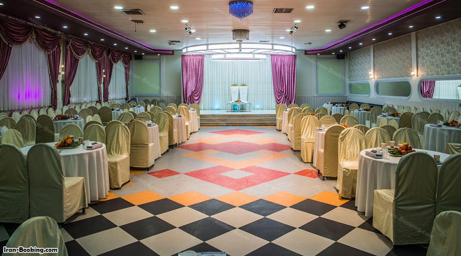 تالار هتل بزرگ مراغه