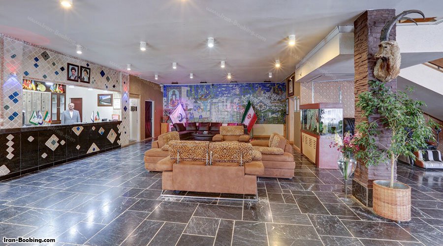 لابی هتل جهانگردی دیزین