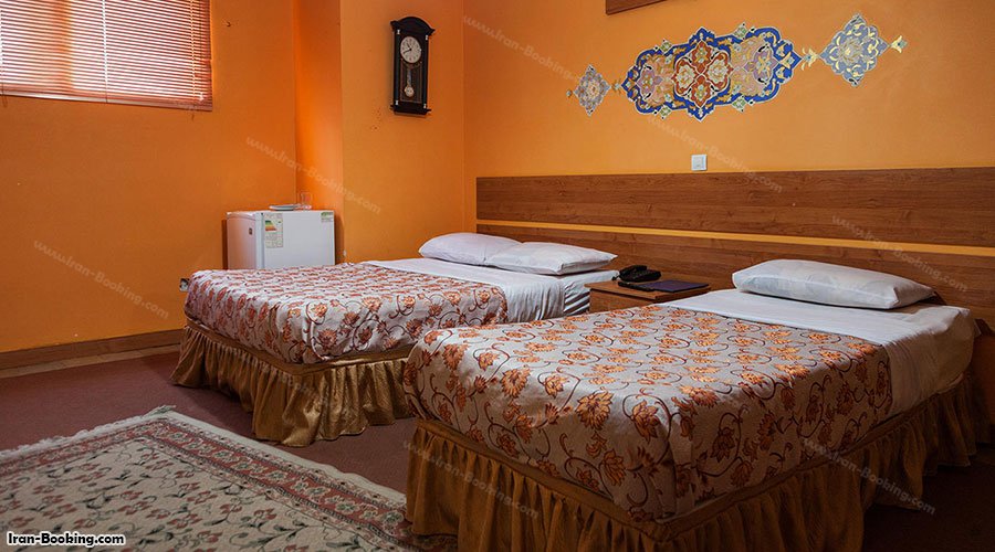 اتاق سه تخته هتل ابن سینا اصفهان