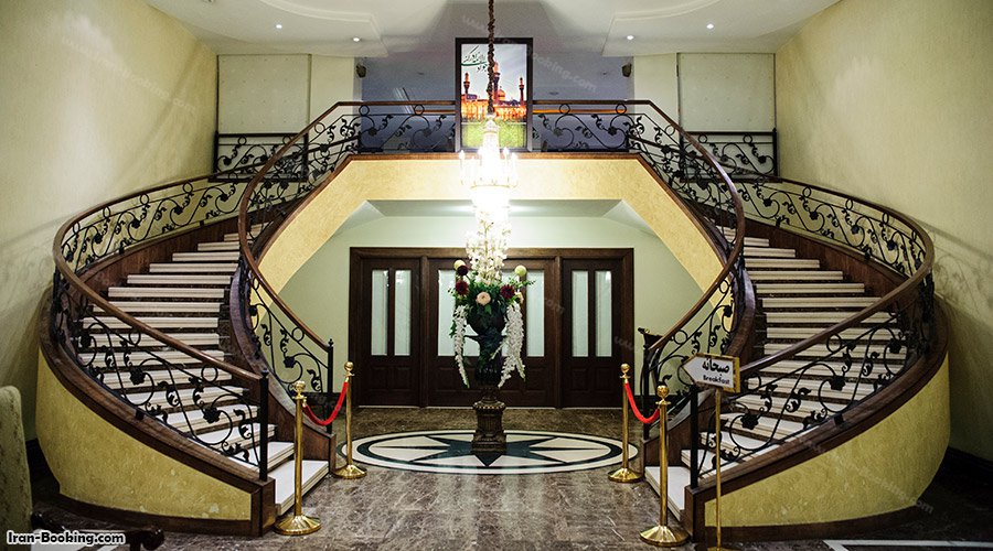 راه پله لابی هتل جواد مشهد