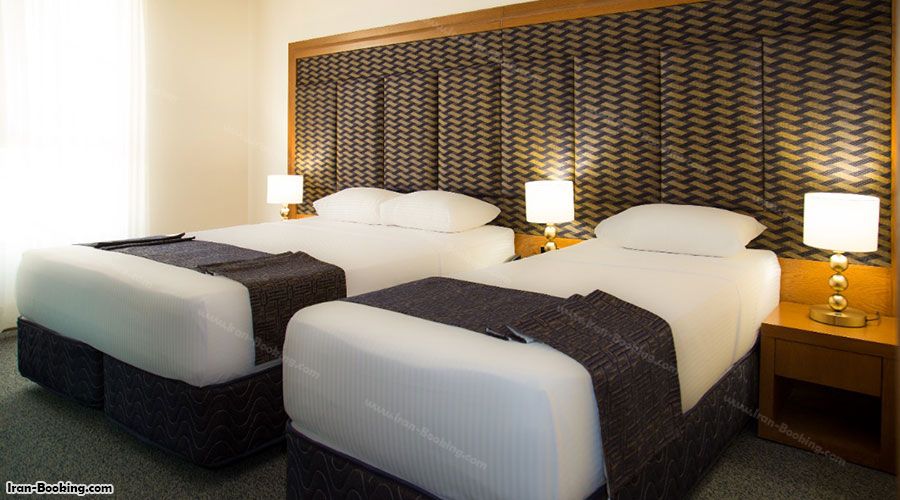 عکس اتاق سه تخته هتل جوار الملک