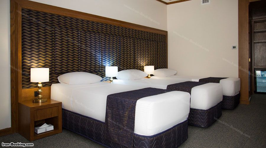 اتاق 3 تخته هتل جوار الملک مشهد