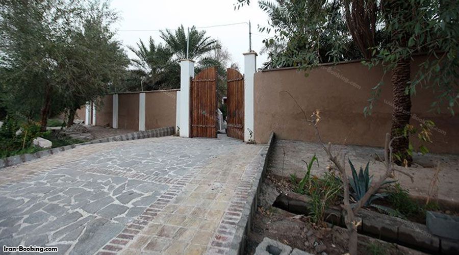 ورودی اقامتگاه بومگردی کاشکیلو شهداد کرمان