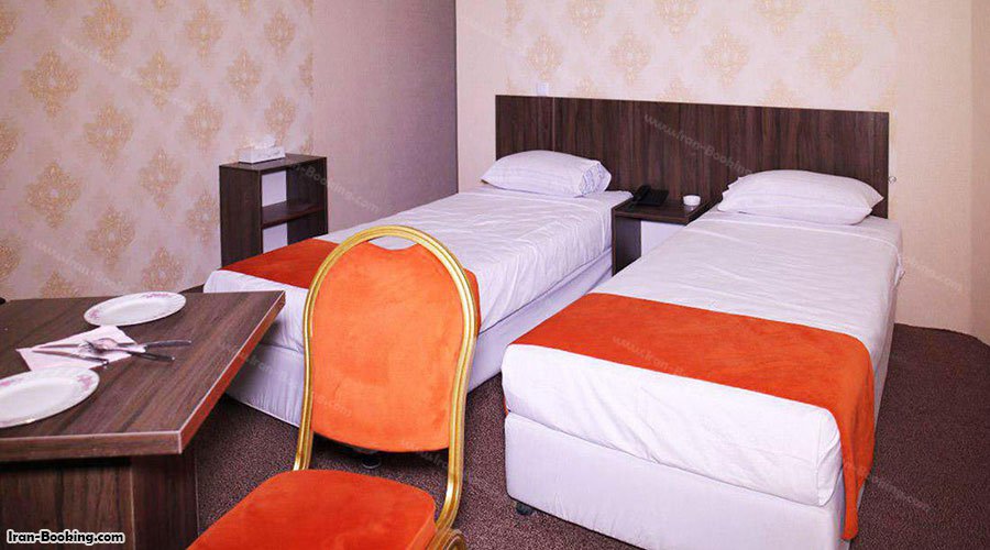 اتاق هتل آپارتمان خاتم همدان