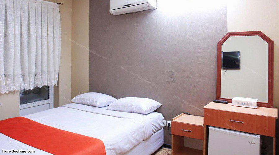 اتاق دوتخته هتل خاتم همدان