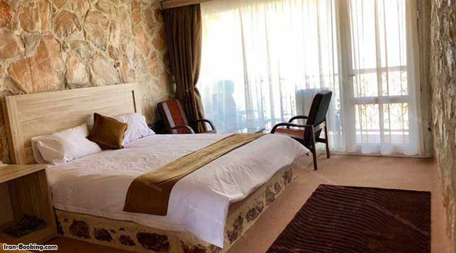 اتاق دوتخته هتل نمکی خورشید دماوند