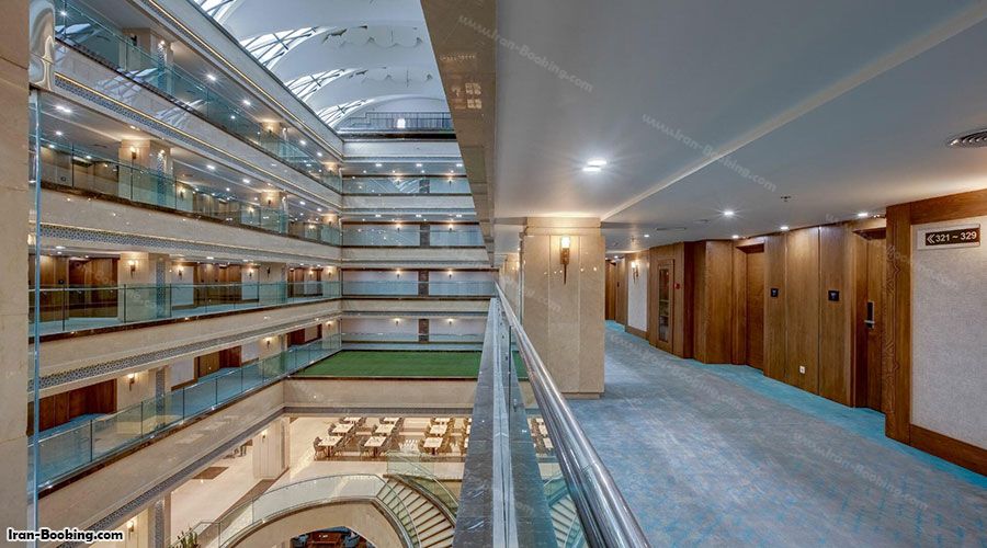 راهرو هتل خورشید هشتم مشهد
