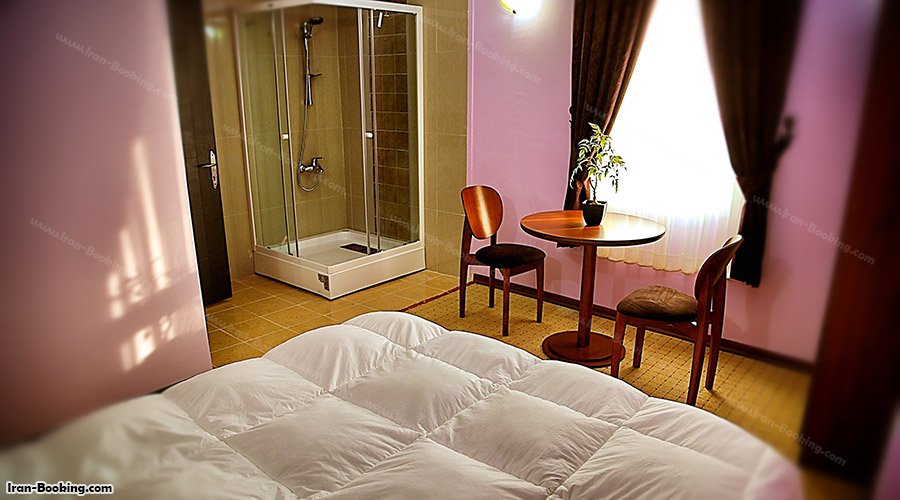 فضای داخلی اتاق هتل کیمیا 4 قشم