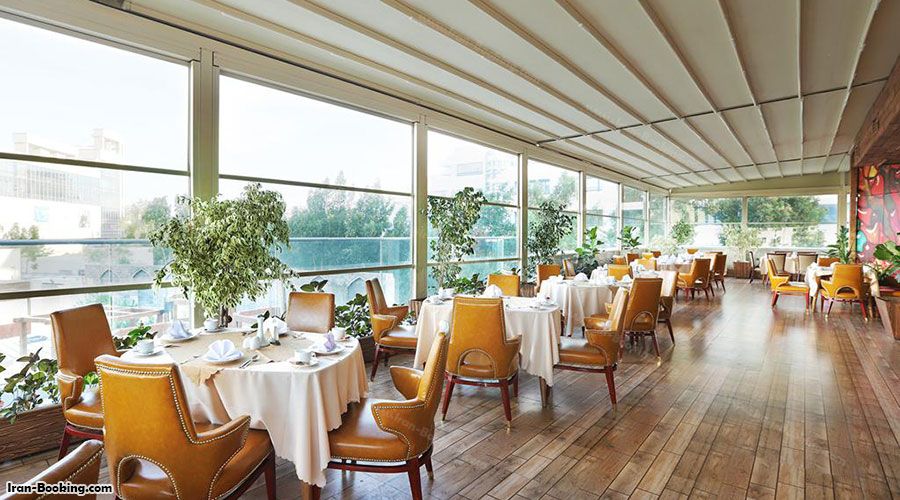 رستوران هتل کوروش کیش
