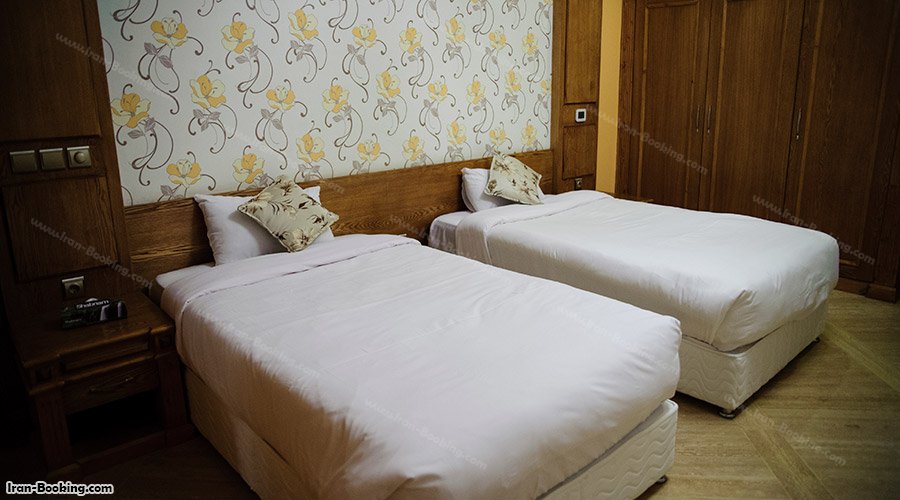 اتاق توئین هتل کوثر ناب مشهد