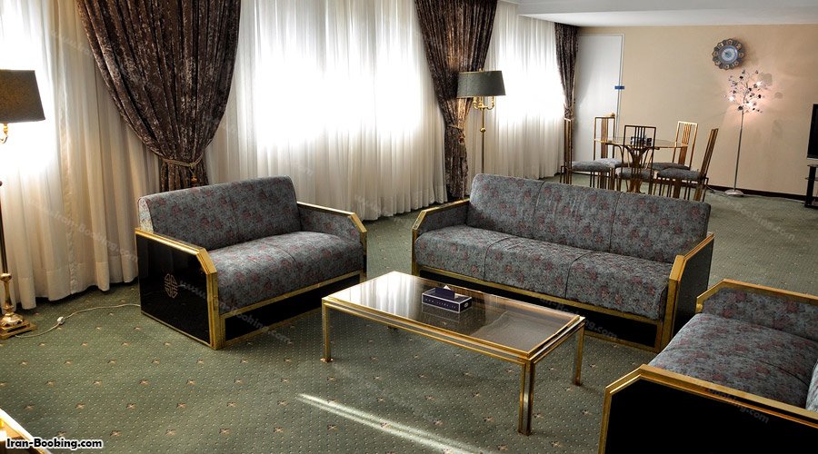 تصویر سوئیت هتل لاله تهران