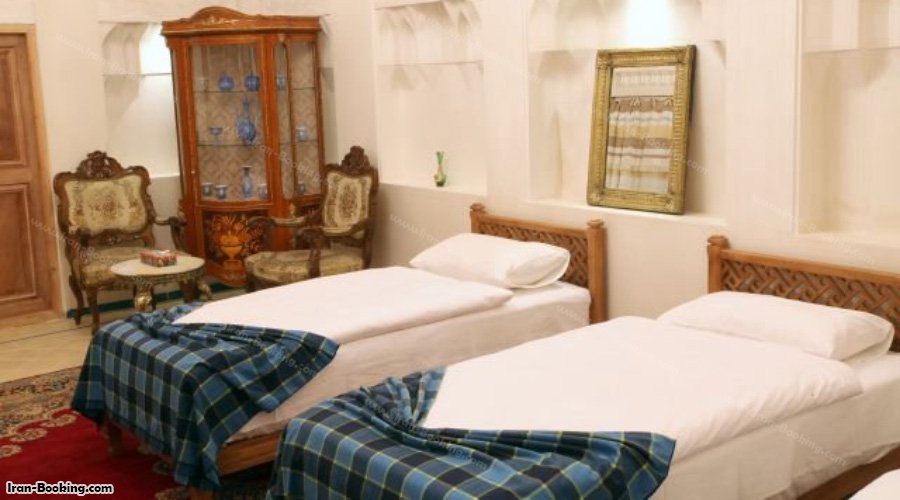 عکس اتاق هتل مهینستان راهب کاشان