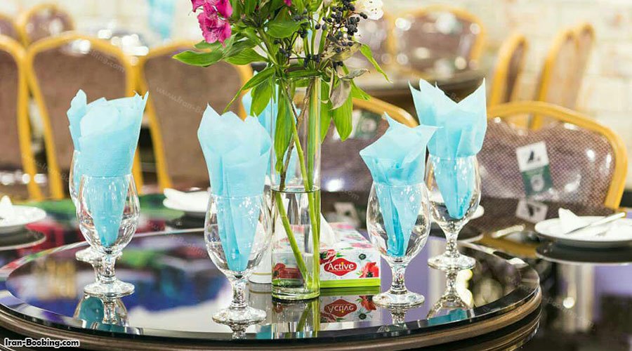 عکس رستوران هتل مرمر قزوین