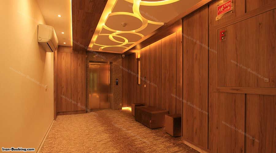 راهرو هتل مازرون قائمشهر