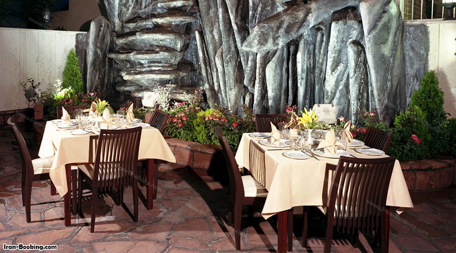 رستوران هتل آپارتمان مدیا تهران