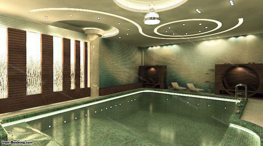 استخر هتل ملل قم