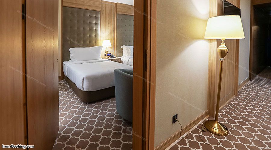 عکس اتاق کانکت هتل میثاق مشهد