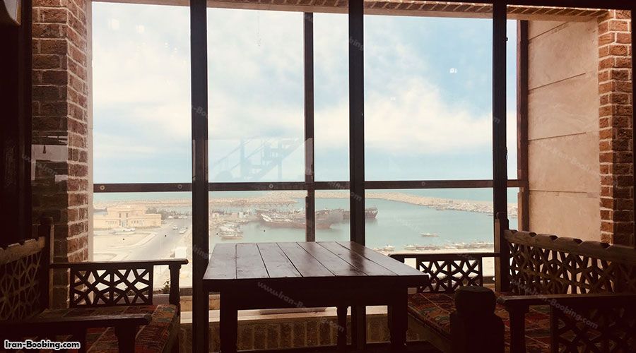 ویو رستوران هتل ناکو بوشهر