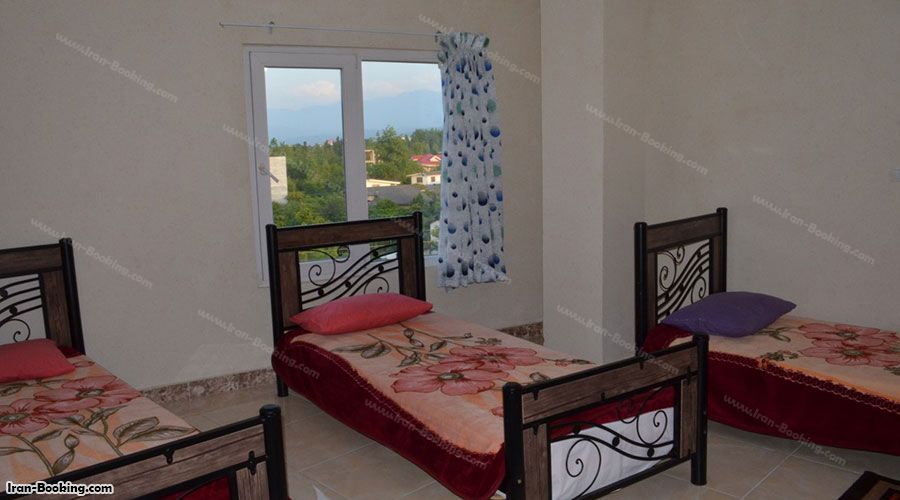 اتاق سه تخته هتل نیک حاتم چالوس