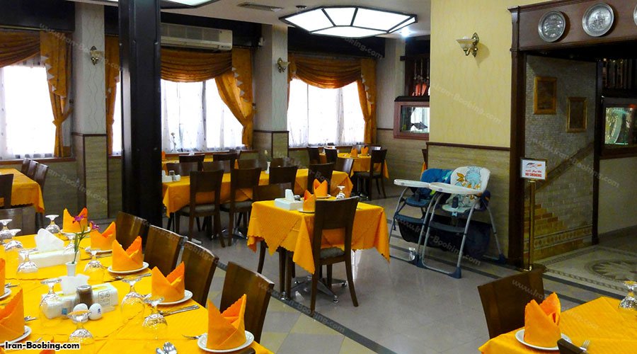 رستوران هتل اکسین اهواز