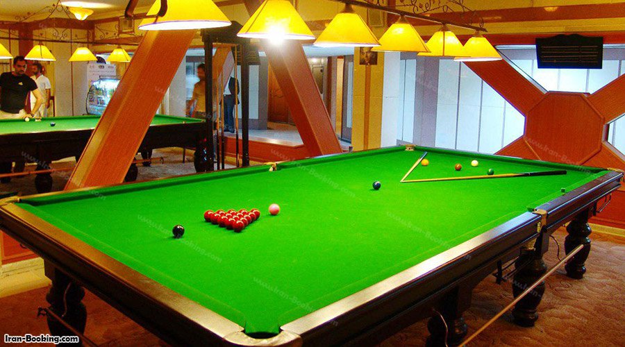 بیلیارد هتل پارمیس کیش