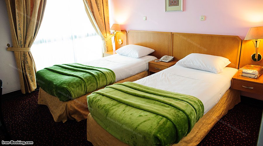اتاق توئین هتل پارس مشهد