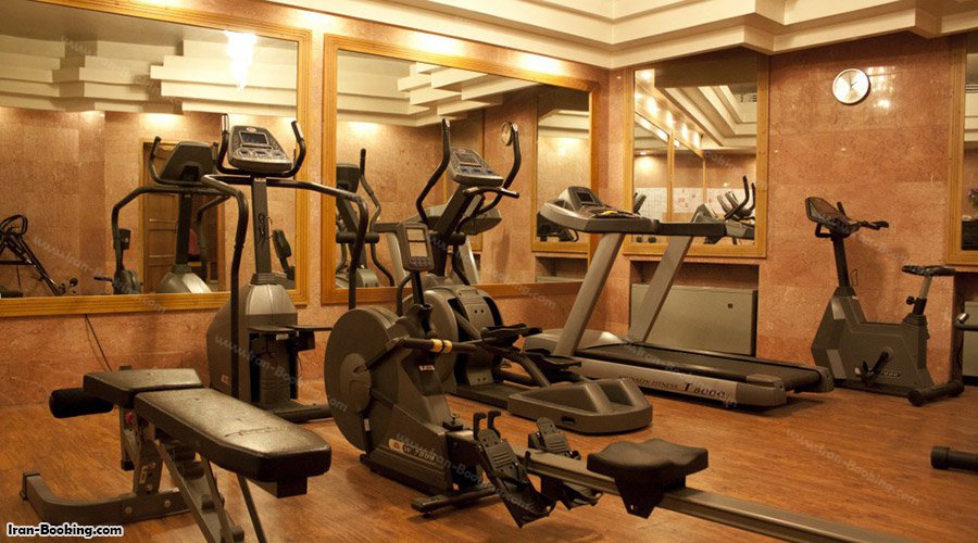 سالن بدنسازی هتل پارس شیراز