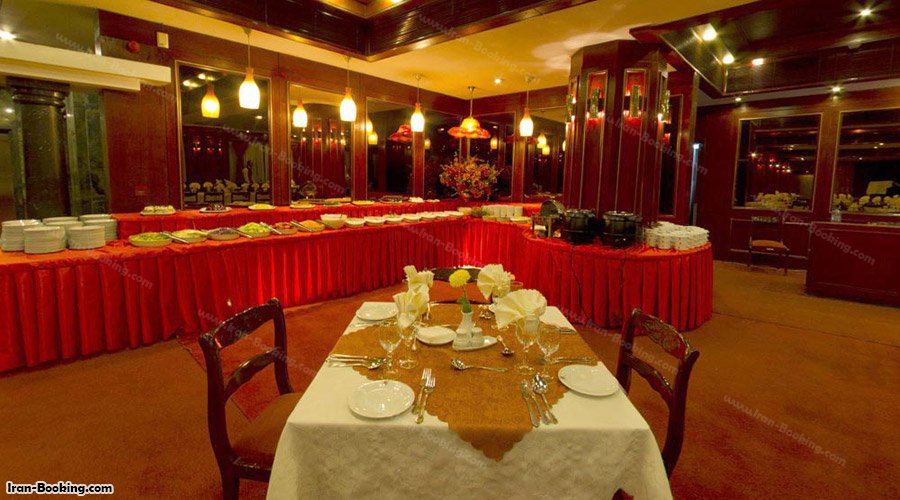 میز رستوران هتل پارس شیراز
