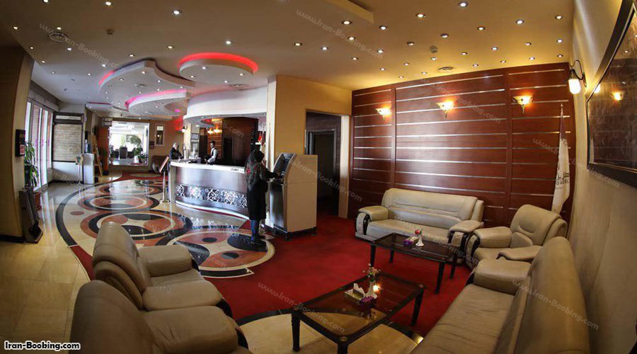 لابی هتل پارسیا قم