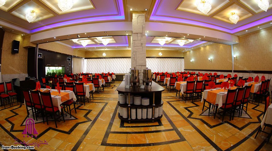 تصویر رستوران هتل پارسیان آزادی همدان