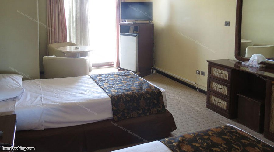 عکس اتاق هتل پارسیان آزادی یاسوج