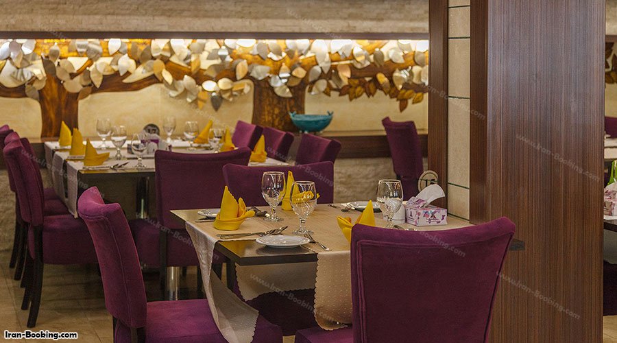 نمای رستوران هتل اوین تهران