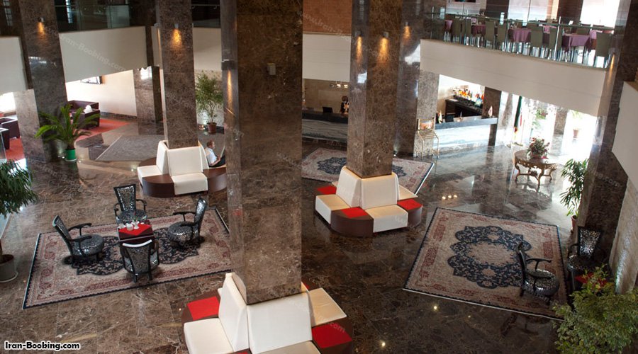 لابی هتل پارسیان کرمانشاه
