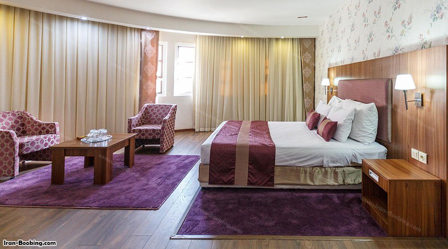 اتاق دوتخته هتل پارسیان شیراز