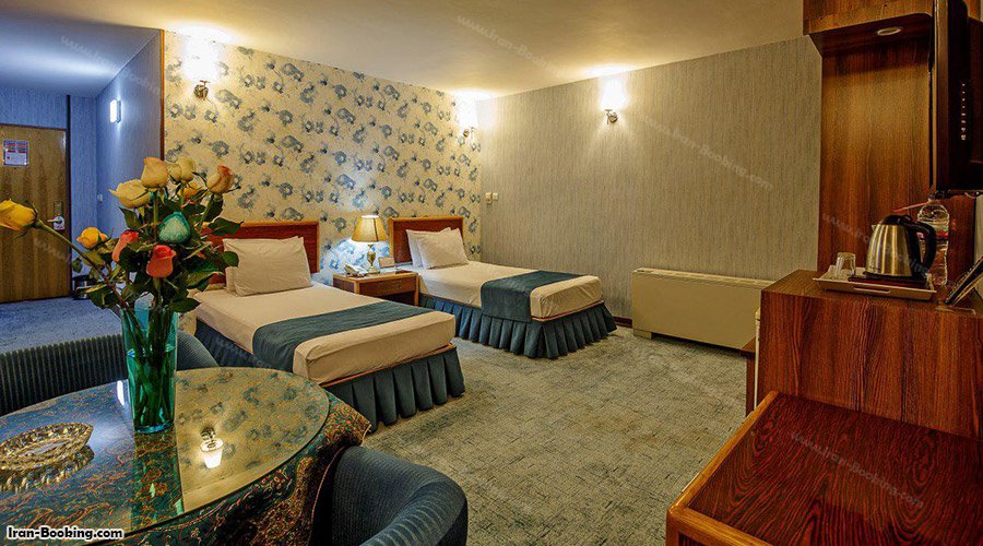 اتاق توئین هتل پارسیان سوئیت اصفهان