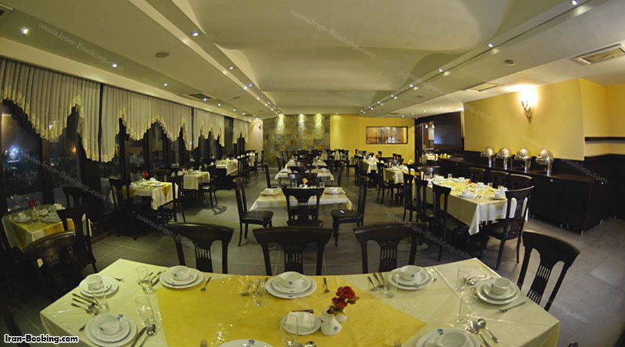 رستوران هتل پولاد کف سپیدان