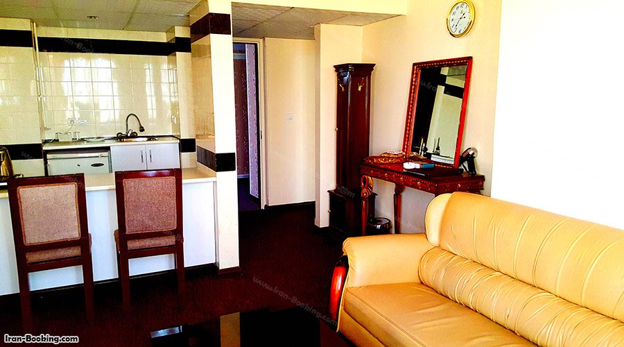 آشپزخانه سوئیت هتل رضویه مشهد