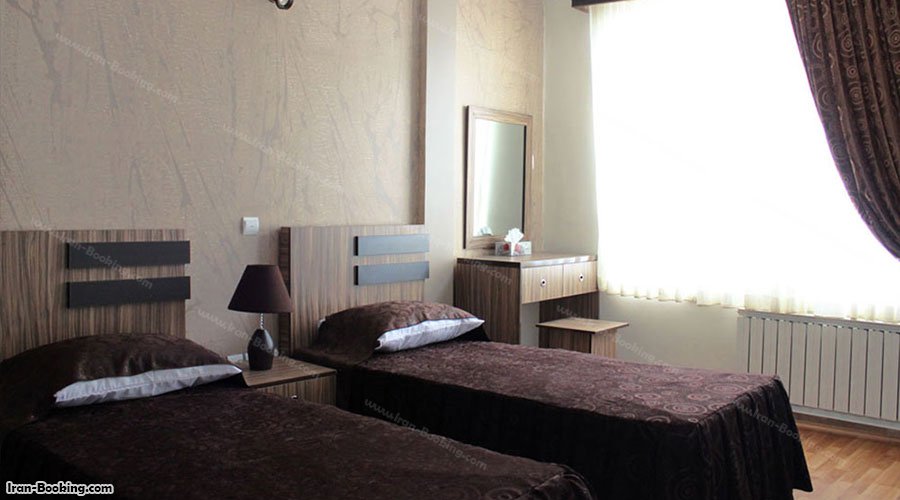 تخت اتاق پانسیون رز تهران