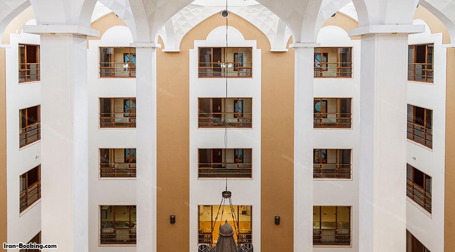 ساختمان هتل صفائیه یزد