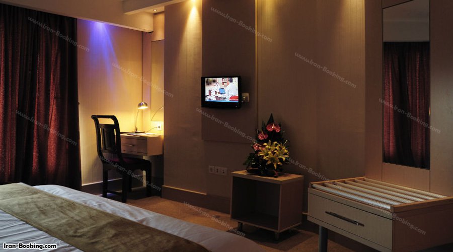 اتاق دوتخته هتل سفیر اصفهان