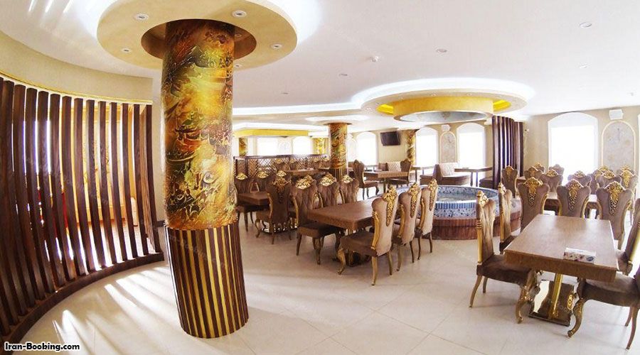داخل رستوران هتل سارای اردبیل