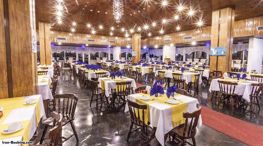 رستوران هتل سفید کنار انزلی