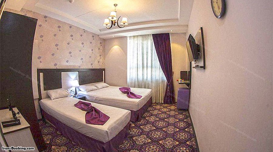اتاق هتل سراج مشهد